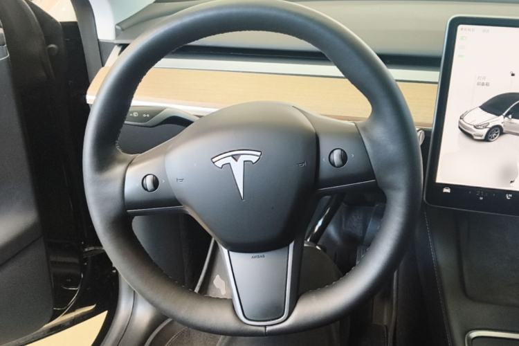 Used Tesla Model Y 2022 Revised Version Rear-Wheel Drive Steering Wheel