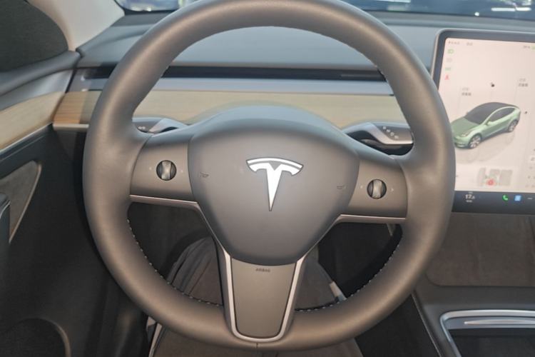 Used Tesla Model Y 2022 Revised Version Rear-Wheel Drive Steering Wheel