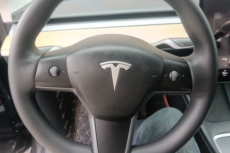 Used Tesla Model Y 2022 Revised Version Rear-Wheel Drive Steering Wheel