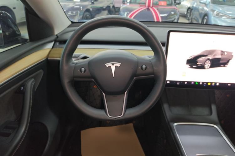 Used Tesla Model Y 2022 Revised Version Rear-Wheel Drive Steering Wheel