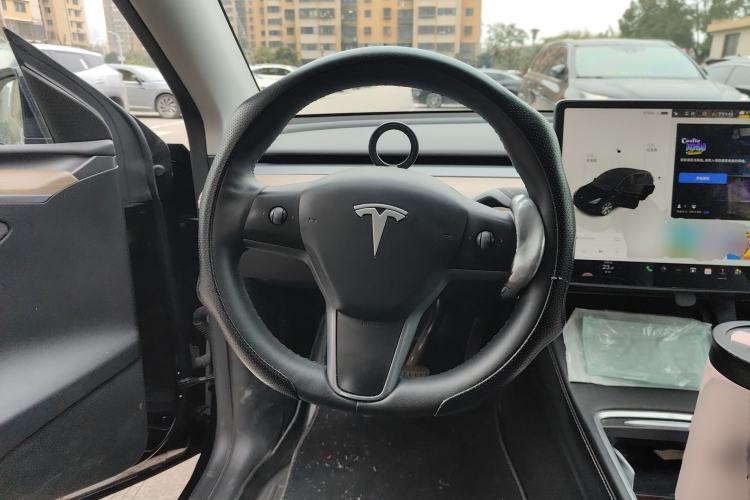 Used Tesla Model Y 2022 Revised Version Rear-Wheel Drive Steering Wheel