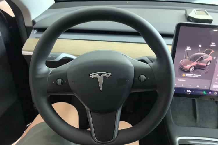 Used Tesla Model Y 2022 Revised Version Rear-Wheel Drive Steering Wheel