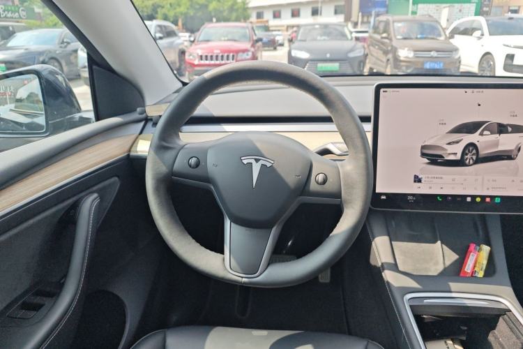 Used Tesla Model Y 2022 Revised Version Rear-Wheel Drive Steering Wheel
