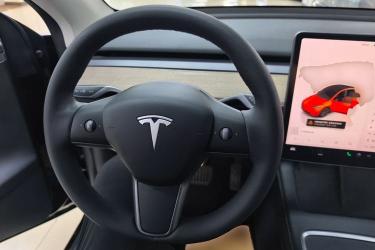 Used Tesla Model Y 2022 Revised Version Rear-Wheel Drive Steering Wheel