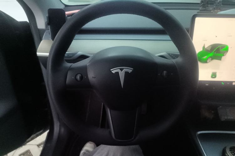 Used Tesla Model Y 2022 Rear-Wheel-Drive Version Steering Wheel