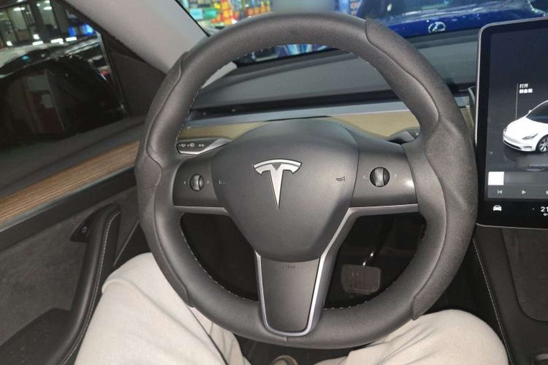 Used Tesla Model Y 2022 Revised Version Rear-Wheel Drive Steering Wheel