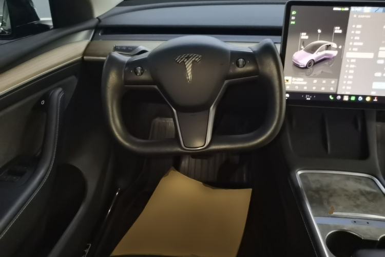 Used Tesla Model Y 2022 Revised Version Long-Range All-Wheel Drive Steering Wheel