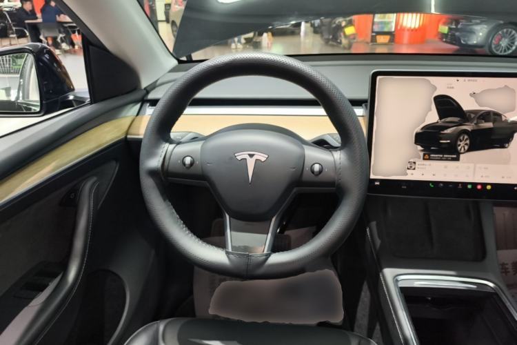 Used Tesla Model Y 2022 Rear-Wheel-Drive Version Steering Wheel