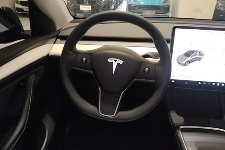 Used Tesla Model Y 2022 Revised Version Rear-Wheel Drive Steering Wheel