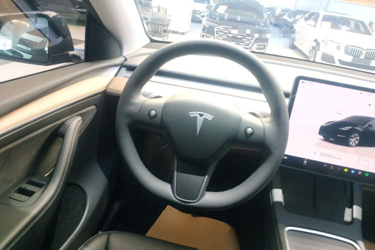 Used Tesla Model Y 2022 Revised Version Rear-Wheel Drive Steering Wheel