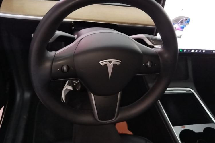 Used Tesla Model Y 2022 Revised Version Rear-Wheel Drive Steering Wheel