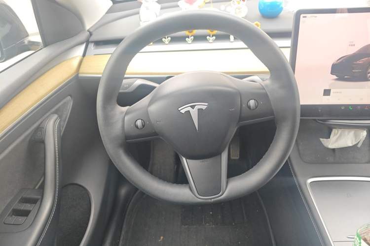 Used Tesla Model Y 2022 Revised Version Rear-Wheel Drive Steering Wheel