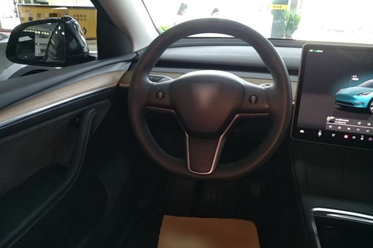 Used Tesla Model Y 2022 Revised Version Rear-Wheel Drive Steering Wheel