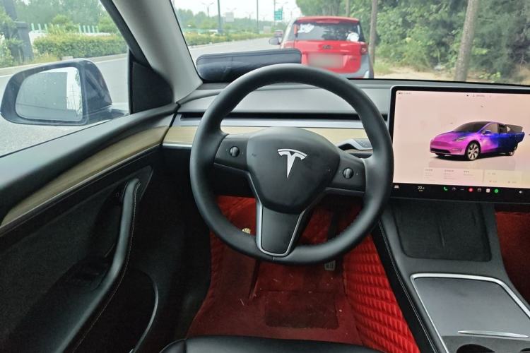 Used Tesla Model Y 2022 Revised Version Long-Range All-Wheel Drive Steering Wheel
