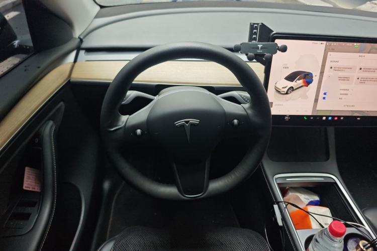 Used Tesla Model Y 2022 Revised Version Rear-Wheel Drive Steering Wheel