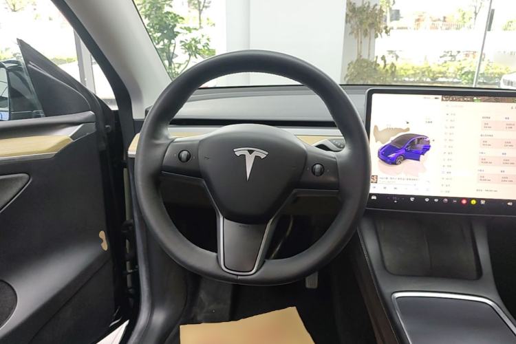 Used Tesla Model Y 2022 Revised Version Rear-Wheel Drive Steering Wheel