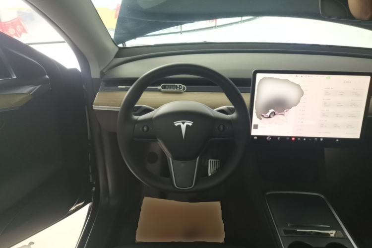 Used Tesla Model Y 2022 Revised Version Long-Range All-Wheel Drive Steering Wheel