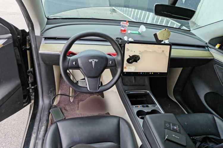 Used Tesla Model Y 2022 Revised Version Rear-Wheel Drive Steering Wheel