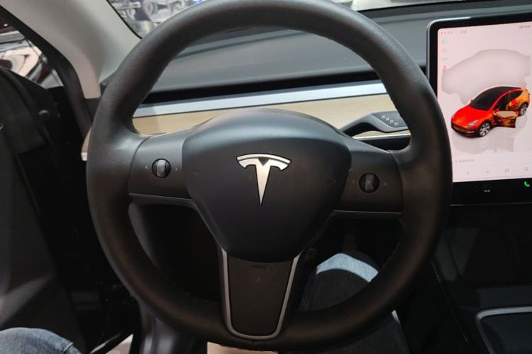 Used Tesla Model Y 2022 Rear-Wheel-Drive Version Steering Wheel