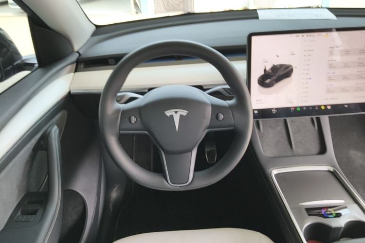 Used Tesla Model Y 2022 Revised Version Rear-Wheel Drive Steering Wheel