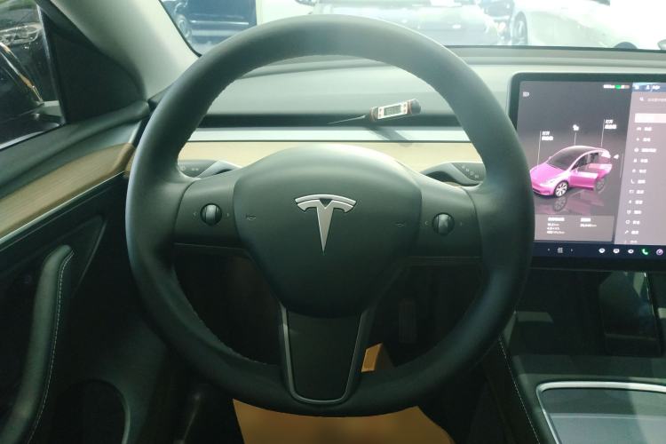 Used Tesla Model Y 2022 Revised Version Rear-Wheel Drive Steering Wheel