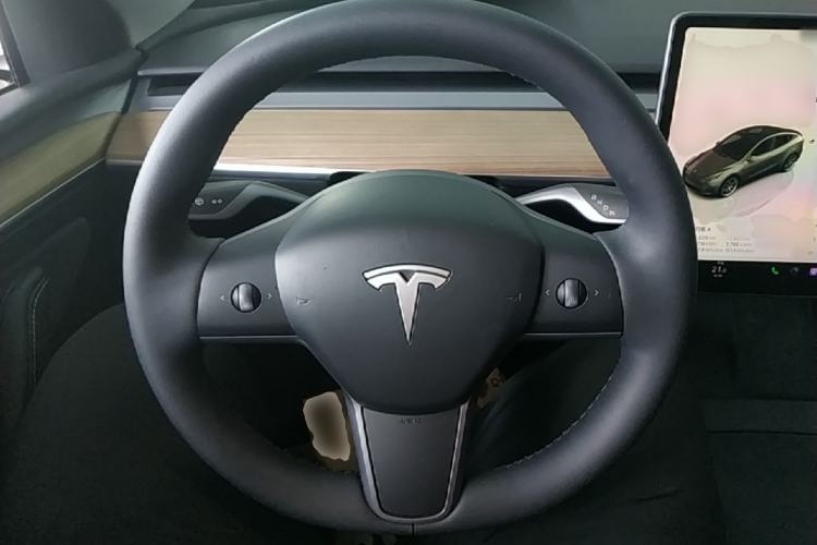 Used Tesla Model Y 2022 Revised Version Rear-Wheel Drive Steering Wheel