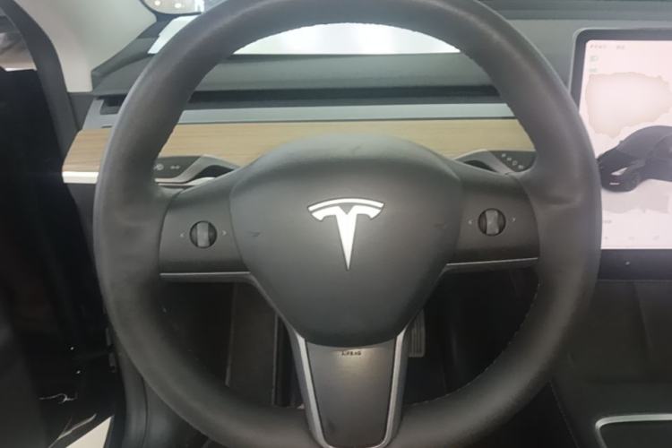 Used Tesla Model Y 2022 Revised Version Rear-Wheel Drive Steering Wheel