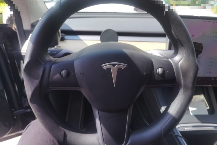 Used Tesla Model Y 2022 Revised Version Long-Range All-Wheel Drive Steering Wheel