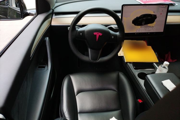 Used Tesla Model Y 2022 Revised Version Rear-Wheel Drive Steering Wheel