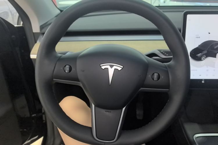 Used Tesla Model Y 2022 Revised Version Long-Range All-Wheel Drive Steering Wheel