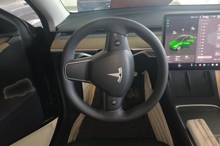 Used Tesla Model Y 2022 Revised Version Rear-Wheel Drive Steering Wheel