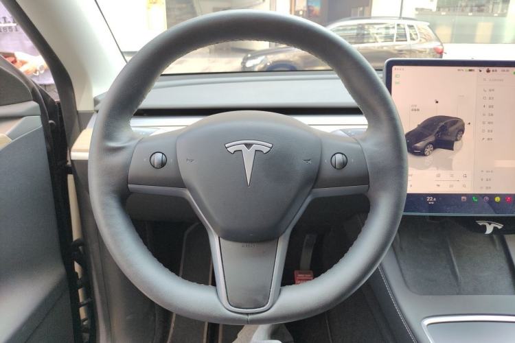 Used Tesla Model Y 2022 Rear-Wheel-Drive Version Steering Wheel