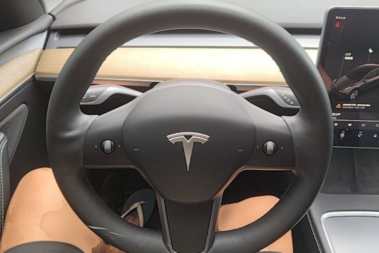 Used Tesla Model Y 2022 Revised Version Rear-Wheel Drive Steering Wheel