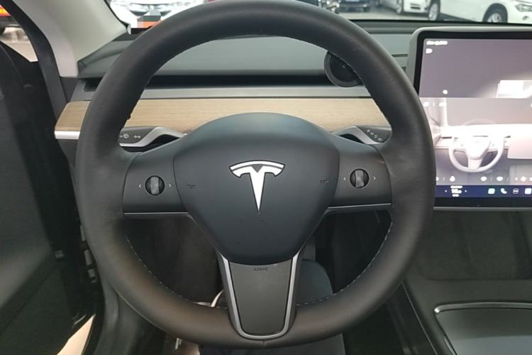 Used Tesla Model Y 2022 Rear-Wheel-Drive Version Steering Wheel
