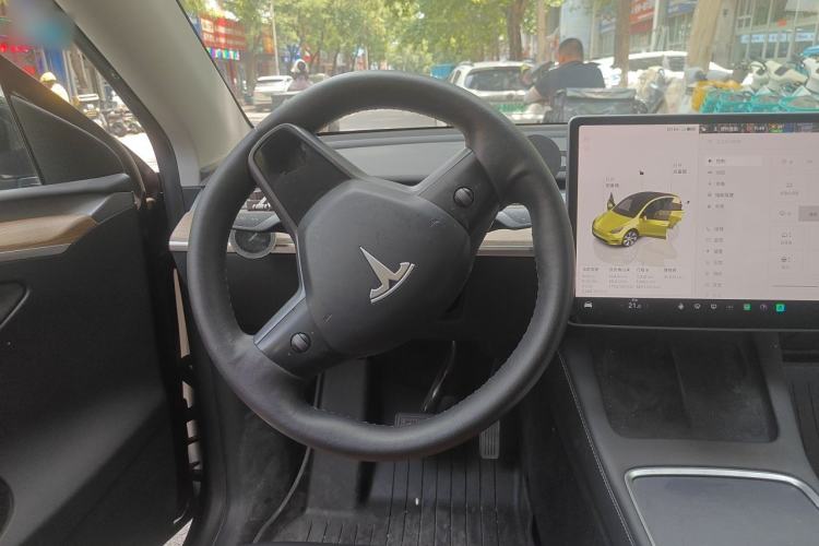 Used Tesla Model Y 2022 Revised Version Rear-Wheel Drive Steering Wheel