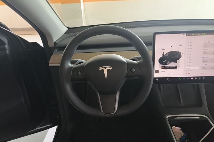 Used Tesla Model Y 2022 Revised Version Rear-Wheel Drive Steering Wheel
