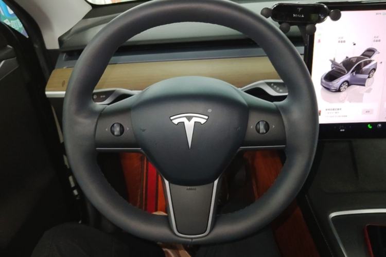 Used Tesla Model Y 2022 Revised Version Rear-Wheel Drive Steering Wheel