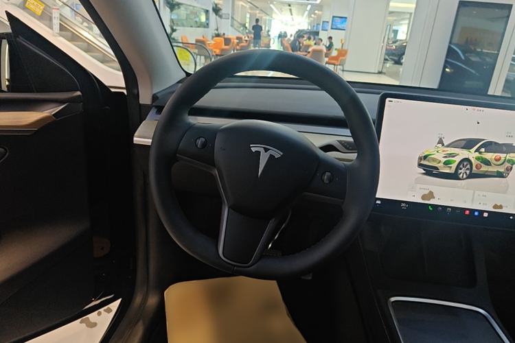 Used Tesla Model Y 2022 Revised Version Rear-Wheel Drive Steering Wheel