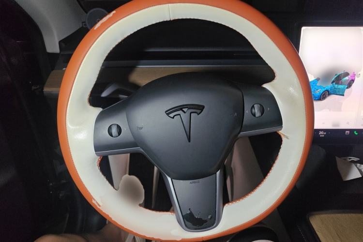 Used Tesla Model Y 2022 Rear-Wheel-Drive Version Steering Wheel