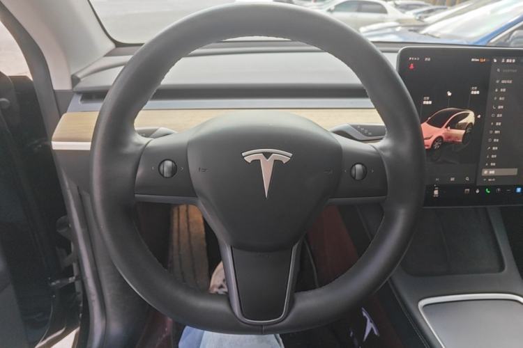 Used Tesla Model Y 2022 Revised Version Rear-Wheel Drive Steering Wheel