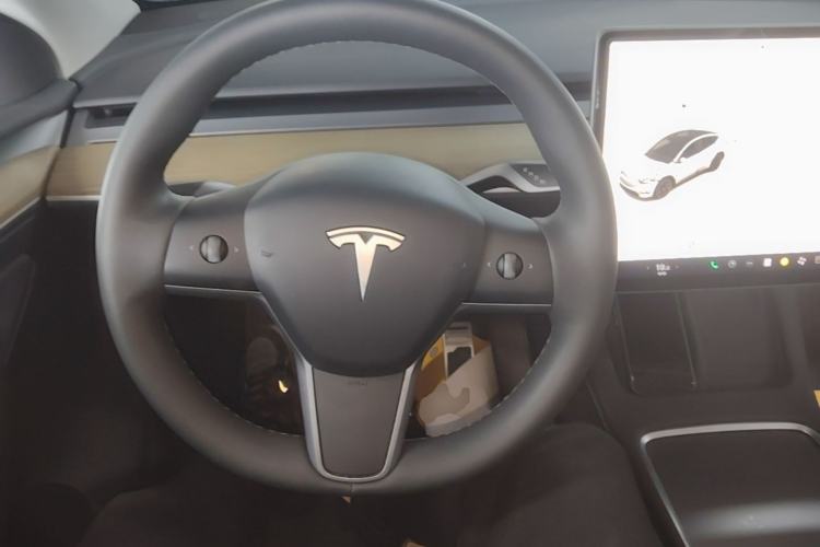Used Tesla Model Y 2022 Revised Version Long-Range All-Wheel Drive Steering Wheel