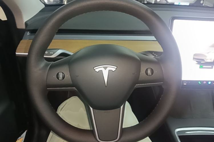 Used Tesla Model Y 2022 Rear-Wheel-Drive Version Steering Wheel