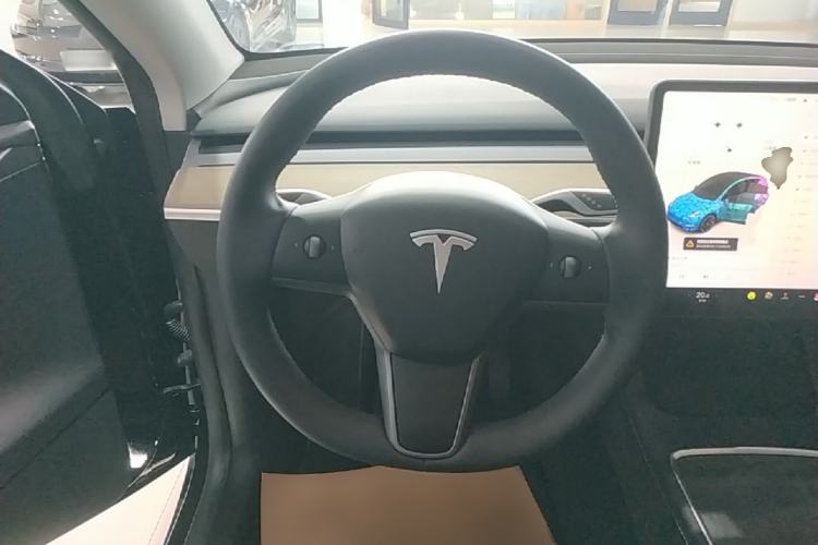 Used Tesla Model Y 2022 Revised Version Rear-Wheel Drive Steering Wheel