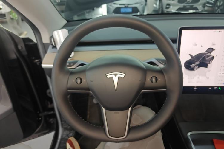 Used Tesla Model Y 2022 Revised Version Rear-Wheel Drive Steering Wheel