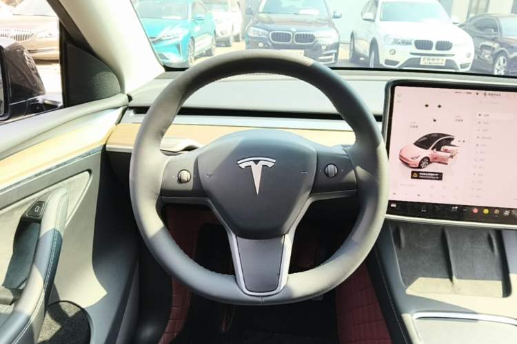 Used Tesla Model Y 2022 Revised Version Rear-Wheel Drive Steering Wheel