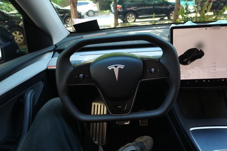Used Tesla Model Y 2022 Revised Version Rear-Wheel Drive Steering Wheel