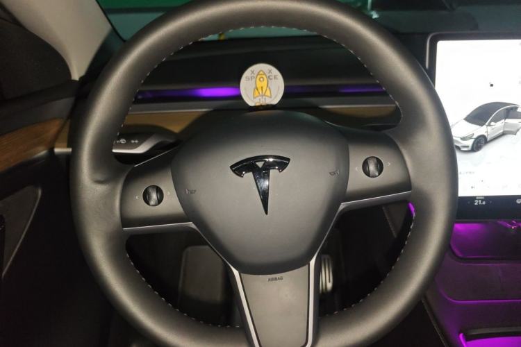 Used Tesla Model Y 2022 Revised Version Rear-Wheel Drive Steering Wheel