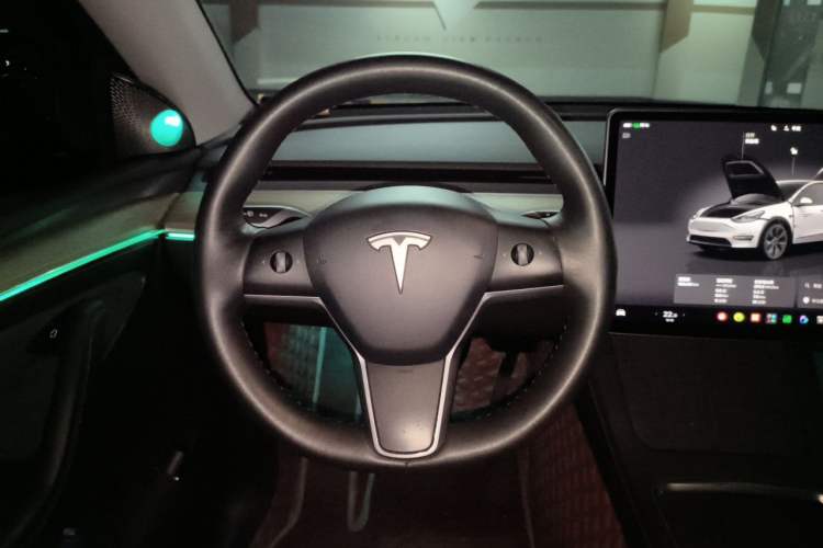 Used Tesla Model Y 2022 Revised Version Long-Range All-Wheel Drive Steering Wheel