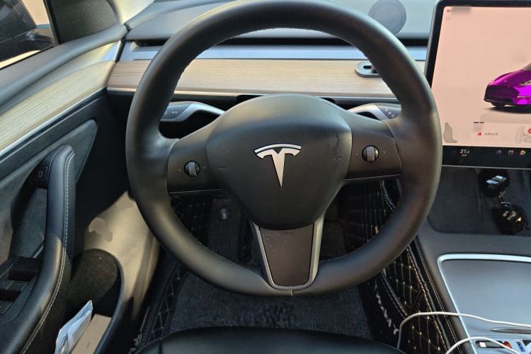 Used Tesla Model Y 2022 Revised Version Long-Range All-Wheel Drive Steering Wheel