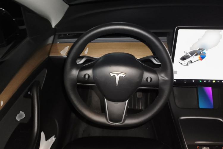Used Tesla Model Y 2022 Rear-Wheel-Drive Version Steering Wheel